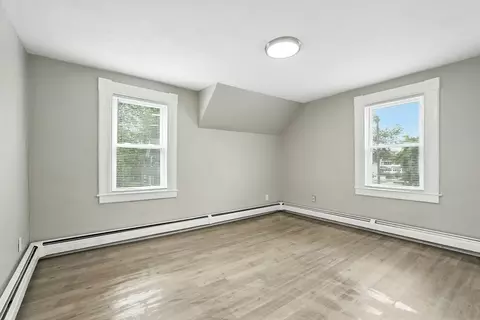 77 Coleman St, Springfield, MA 01109 photo 16