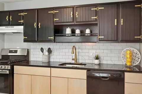77 Coleman St, Springfield, MA 01109 photo 7