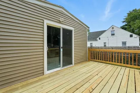 77 Coleman St, Springfield, MA 01109 photo 20