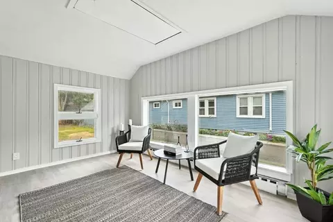 77 Coleman St, Springfield, MA 01109 photo 12