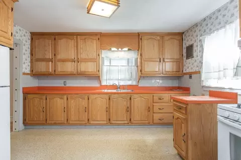254 Stetson St, Fall River, MA 02720 photo 12