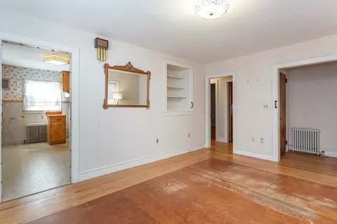 254 Stetson St, Fall River, MA 02720 photo 8