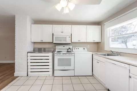 21 Sully Rd, Raynham, MA 02767 photo 13