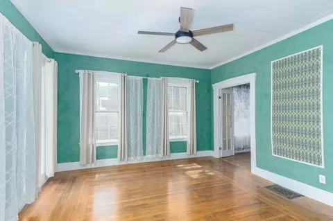 Living - 35 Bacon St, Warren, MA 01083 photo 6 of 7