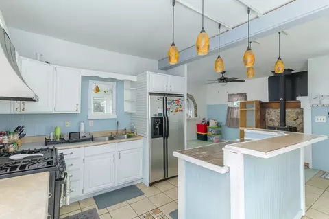 Kitchen - 35 Bacon St, Warren, MA 01083 photo 1 of 2
