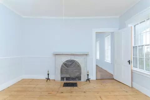 Living - 35 Bacon St, Warren, MA 01083 photo 5 of 7