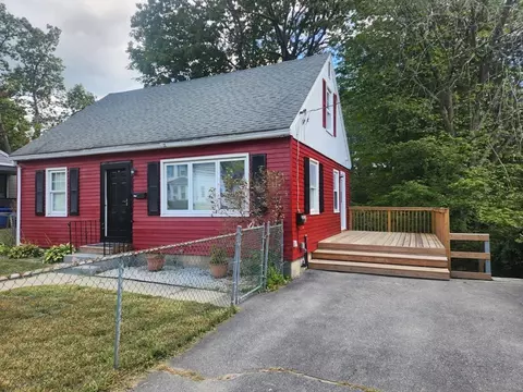 154 Pond St, Leominster, MA 01453