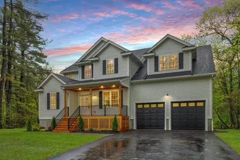 85 Beaver Ave, Lynnfield, MA 01940