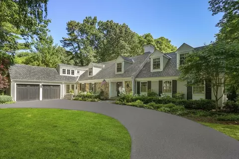 193 Winding River Rd, Wellesley, MA 02482