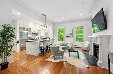 375 Marlborough St #1, Boston, MA 02115