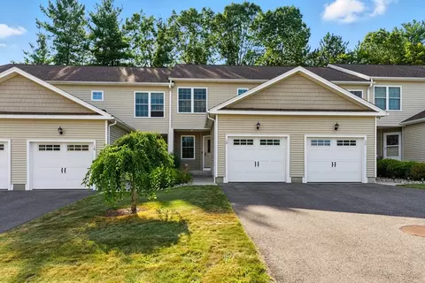 1 Maple Vw #D, Agawam, MA 01001