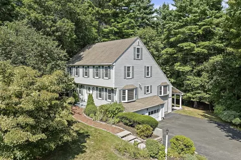 57 Carolina Trl, Marshfield, MA 02050