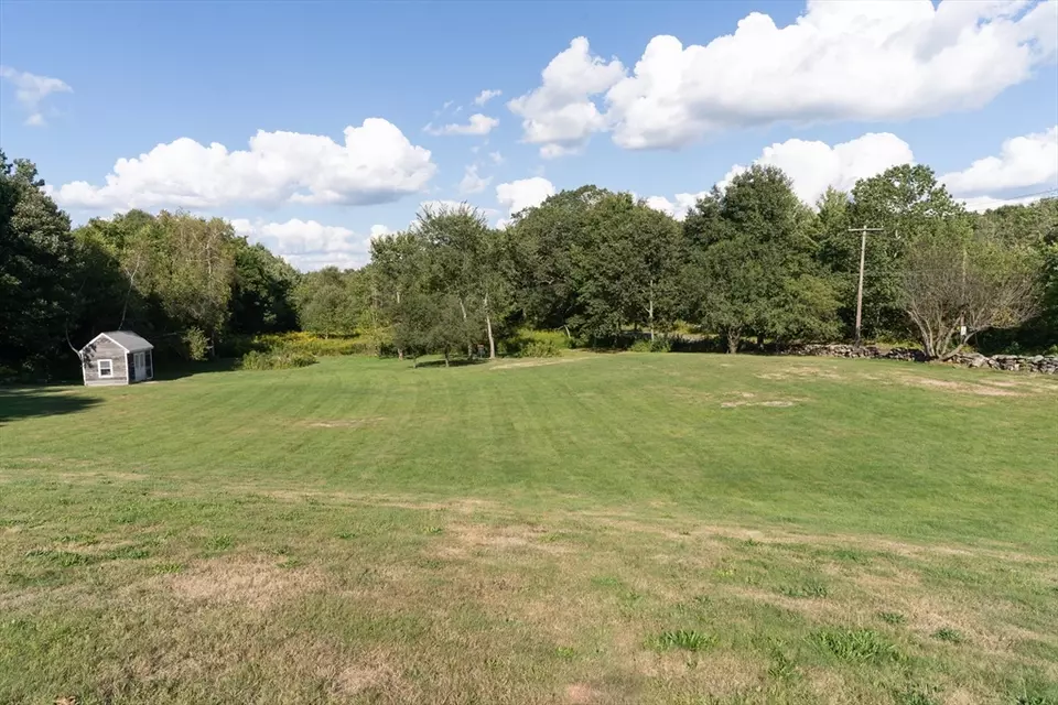 Exterior - 157 School St, North Brookfield, MA 01535 photo 6 of 6