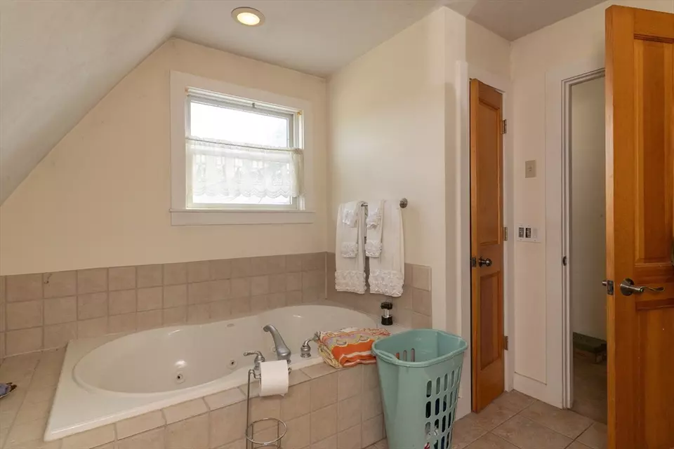 Bath - 157 School St, North Brookfield, MA 01535 photo 3 of 4