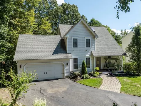 Exterior - 77 Gates Ave, Springfield, MA 01118 photo 2 of 7