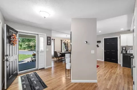 Entry Way - 77 Gates Ave, Springfield, MA 01118 photo 1 of 2