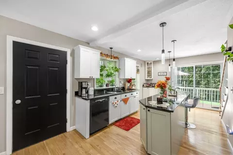 Kitchen - 77 Gates Ave, Springfield, MA 01118 photo 2 of 4