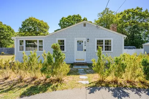 274 Winslow Gray Rd, Yarmouth, MA 02673
