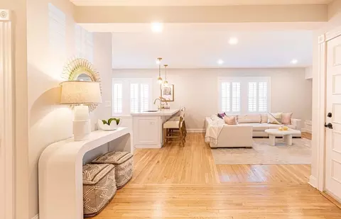 16 Park Ave #1, Winchester, MA 01890