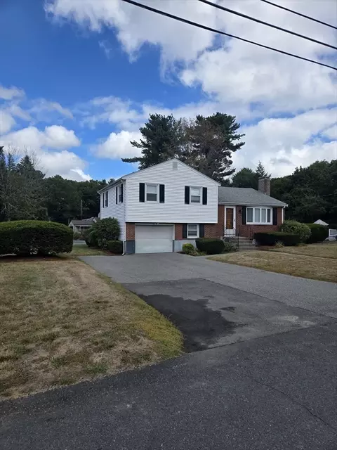 10 Lisa St, Burlington, MA 01803