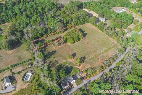 412 Middle St, West Newbury, MA 01985