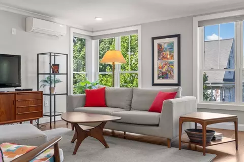 1789 Centre St #301, Boston, MA 02132