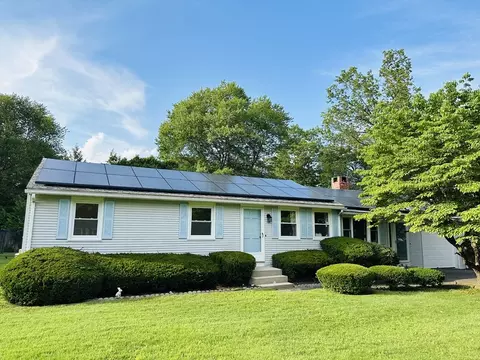 128 Sherwood Rd, Springfield, MA 01119
