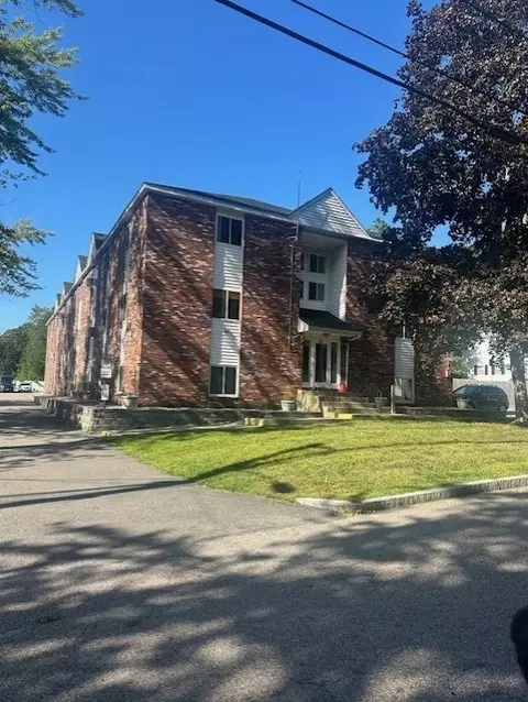 212 Fisher St #A5, North Attleboro, MA 02760