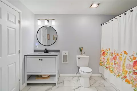 Bath - 24 Benham #B, Worcester, MA 01604 photo 2 of 2