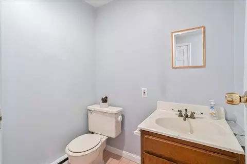Bath - 24 Benham #B, Worcester, MA 01604 photo 1 of 2