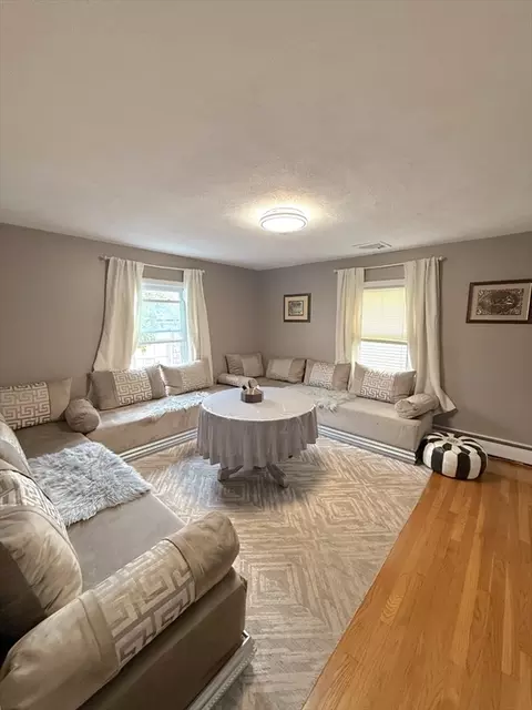 103 Swan St, Everett, MA 02149 photo 8