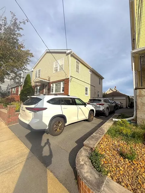 103 Swan St, Everett, MA 02149 photo 2