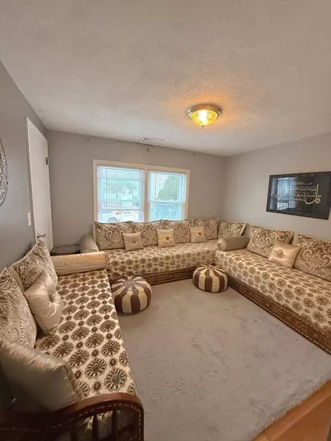 103 Swan St, Everett, MA 02149 photo 9