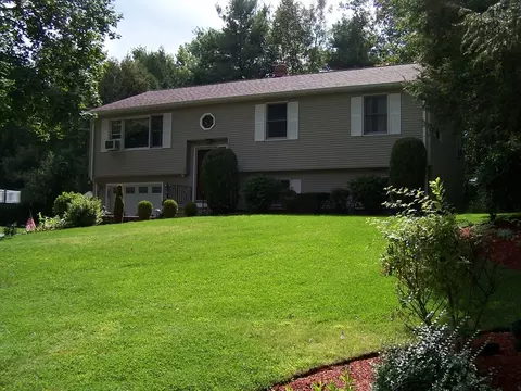 94 Lower Gore Rd, Webster, MA 01570 photo 4