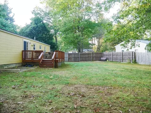 136 Joan St, Springfield, MA 01129 photo 7