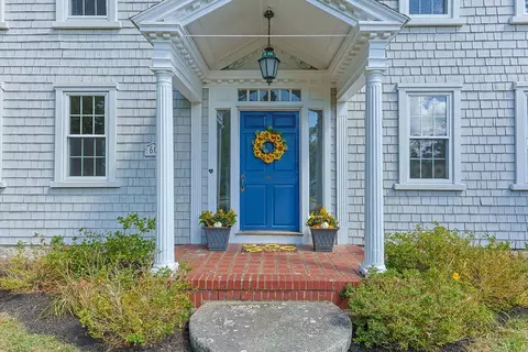 60 Gibbs Ave, Wareham, MA 02571 photo 2