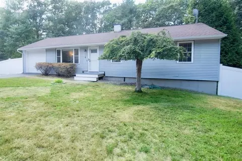 Exterior - 6 Edgewood St, Derry, NH 03038 photo 2 of 3