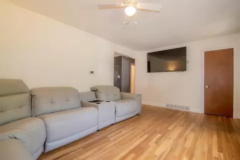 Living - 6 Edgewood St, Derry, NH 03038 photo 3 of 3