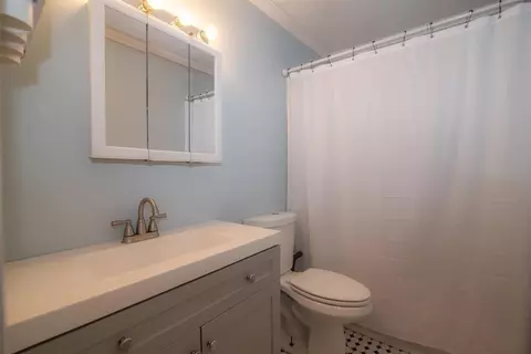 Bath - 6 Edgewood St, Derry, NH 03038 photo 1 of 1