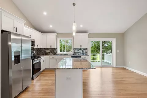 12 Bronson St, Fall River, MA 02721 photo 15