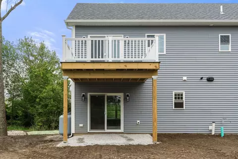 12 Bronson St, Fall River, MA 02721 photo 10