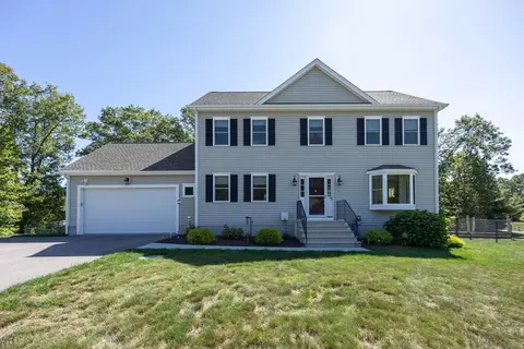11 Willow Brook Ln, Blackstone, MA 01504