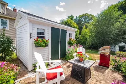 10 Abbott St, Derry, NH 03038 photo 6
