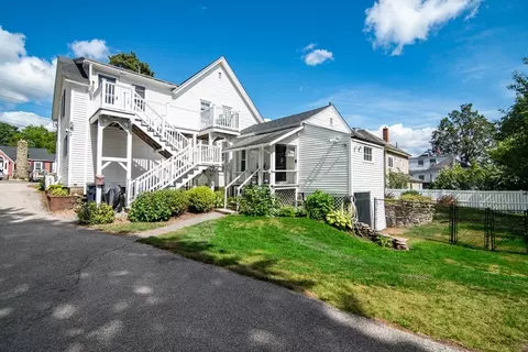 10 Abbott St, Derry, NH 03038 photo 4