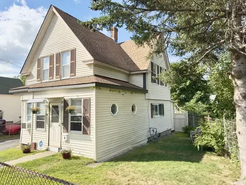 46 Lyman St, Worcester, MA 01603