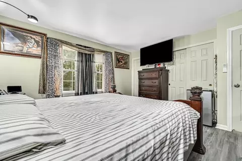 Bedroom - 15 Jackson Rd, Webster, MA 01570 photo 2 of 4