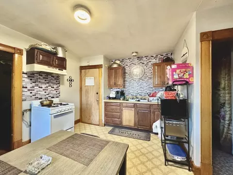 427 Orange St, Springfield, MA 01108 photo 18