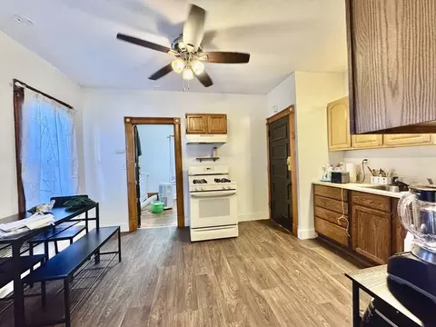 427 Orange St, Springfield, MA 01108 photo 12