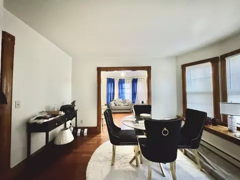 427 Orange St, Springfield, MA 01108 photo 4