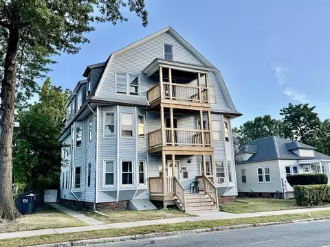 427 Orange St, Springfield, MA 01108
